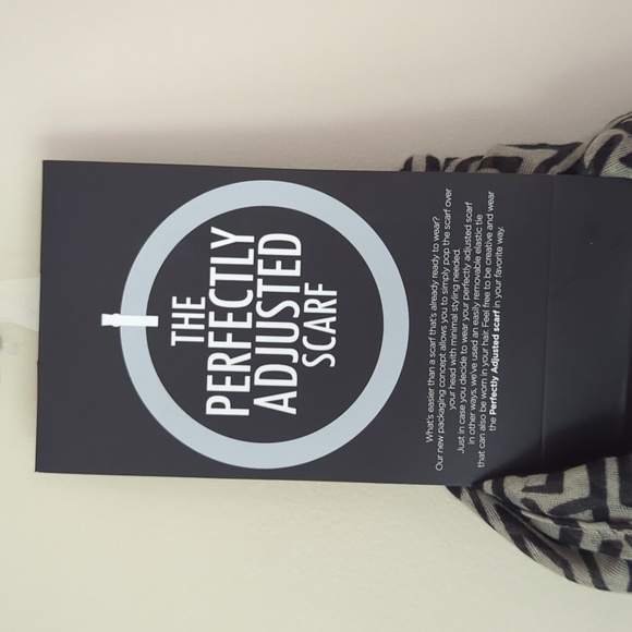 NEW The Perfectly Adjusted Scarf Tassel Pre-Made Ready to Wear Black - Picture 3 of 15